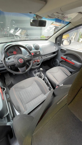 Fiat Uno 1.4 Sporting Flex 5p