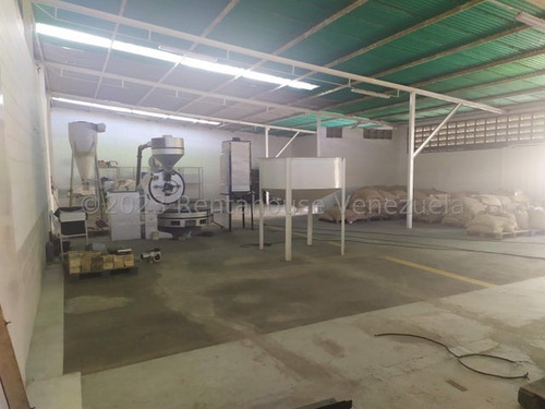 Galpón En Venta Zona Industrial 1 Barquisimeto Kenlimar Nieto 23-22033