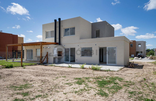 Casa En Casas De Santa Ana