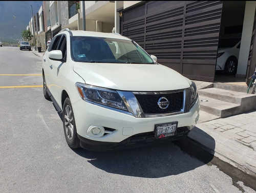 Imagen 1 de 5 de Nissan Pathfinder 2015 3.5 Sense Mt