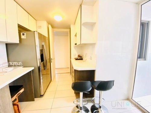 Imagen 10 de 30 de En Venta Luminoso Departamento En Las Condes 2d-2b-1e-1b