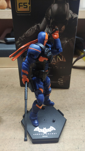 Kit Figura Articulada Deathstroke C Accesorios Batman Arkham