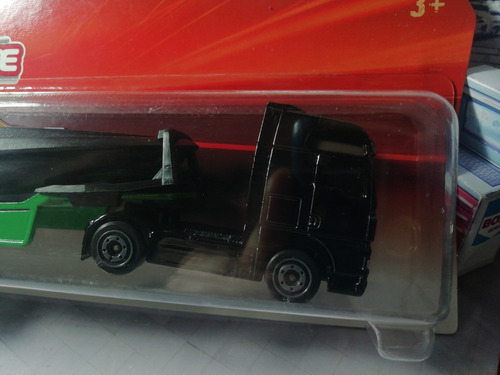 Tractomula Man Con Yate A Escala De Coleccion Majorette