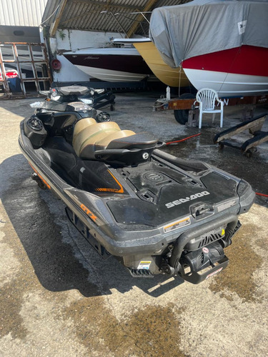 Jet Ski Sea Doo Gtx 170hp 2023 Completo Com Som Revisado