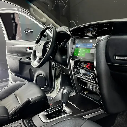 Toyota Fortuner 2.7 SRV