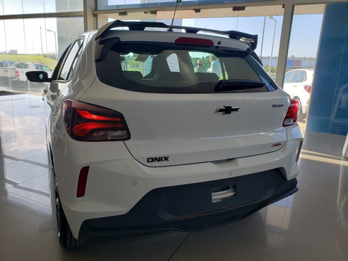 Chevrolet Onix 1.0 Turbo Rs