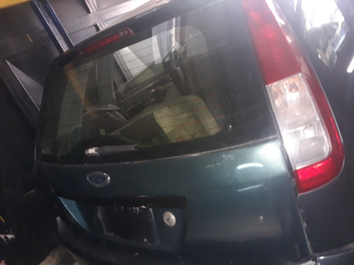 Compuerta Trasera Ford Fiesta Max Power