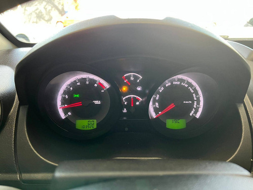 Imagem 12 de 13 de Ford Fiesta 1.6 Se Sedan 16v Flex 4p Manual
