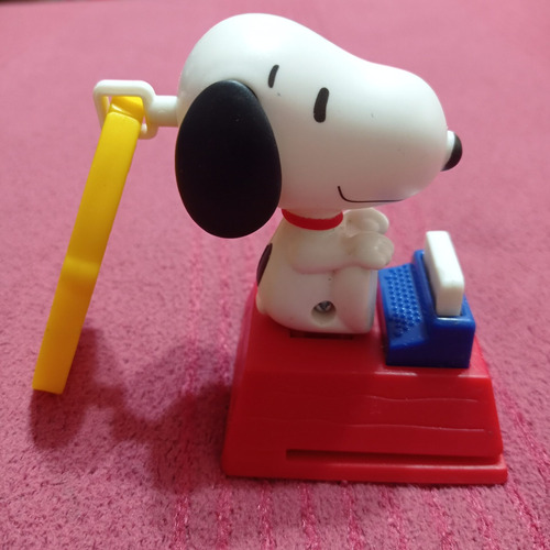 Muñeco Snoopy Colección Mc Donalds 2018