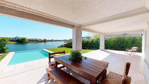 Imagen 1 de 30 de Tour 360º - Casa Al Lago En Venta O Alquiler - Barrio Los Lagos, Nordelta