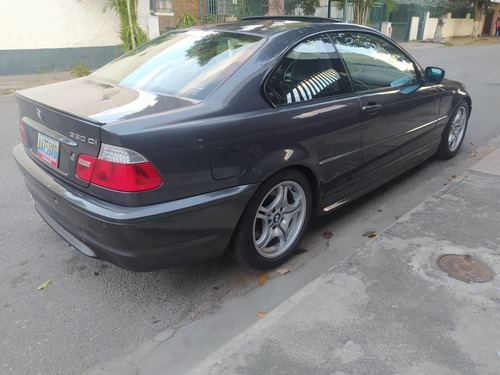Bmw 330ci .