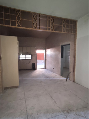 Imagen 6 de 10 de Casa En Venta