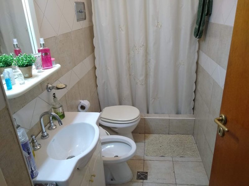 Casa En Venta En Liniers