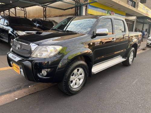 Toyota Hilux Preto 2011