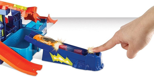 Imagen 3 de 5 de Hot Wheels City Color Shifters Laboratorio Científico Mattel