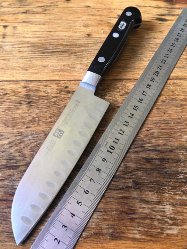 Henckels Mod. Santoku Alveolado Usada 14 Cm Hoja 27 Totales