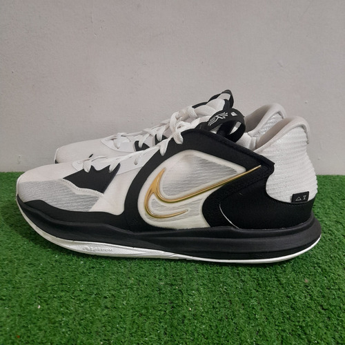 Zapato Nike Kyrie Irving 100%original Traído De Usa Talla 13