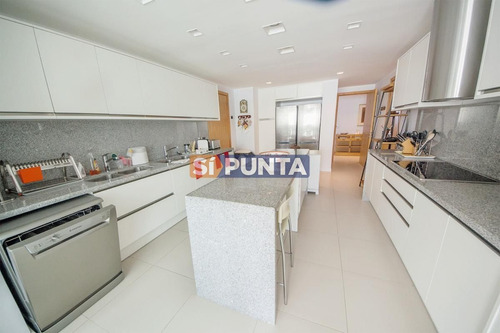 Imagen 8 de 19 de Apartamento En Venta - Brava