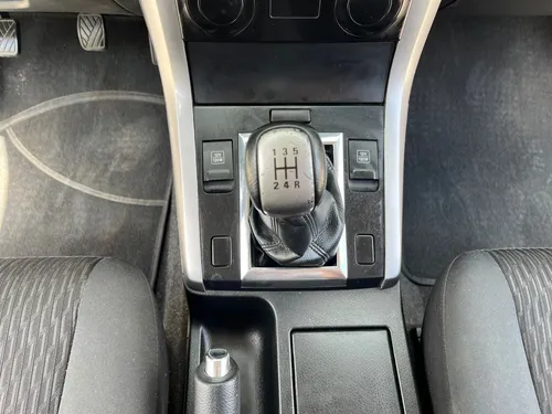Suzuki Grand Vitara SZ 2.4 MT 4X2