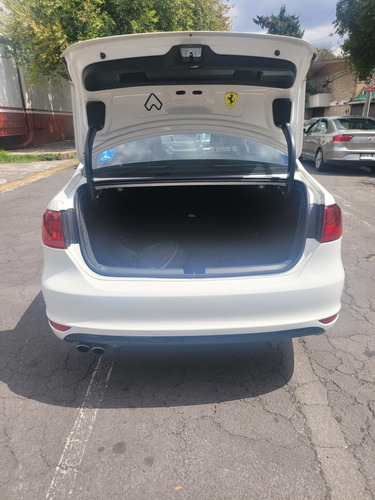 Imagen 14 de 14 de Volkswagen Jetta 2013 2.0 Gli Dsg Paq. Navegación At