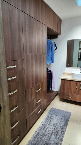 Townhouse En Zibatá De Dos Niveles De Lujo - Ideal Para Inversionista