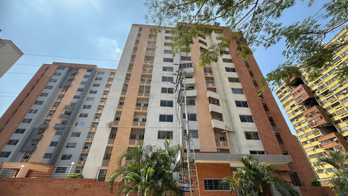 Np Apartamento En Venta, Urb. Palma Real Res. Sun Suite, Mañongo Código 232487