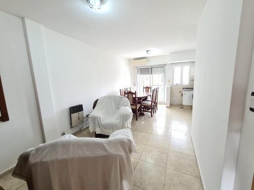 Imagen 7 de 13 de Venta Departamento 1 Dormitorio Centro Doble Balcón