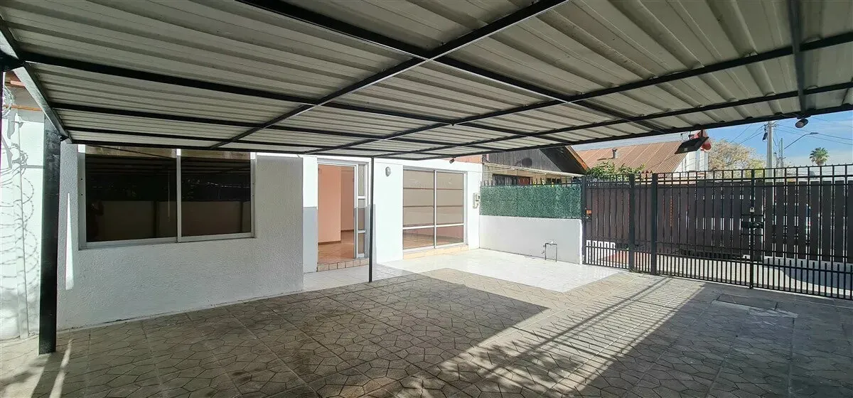 Imagen 5 de 15 de Casa En Venta De 4 Dorm. En La Florida