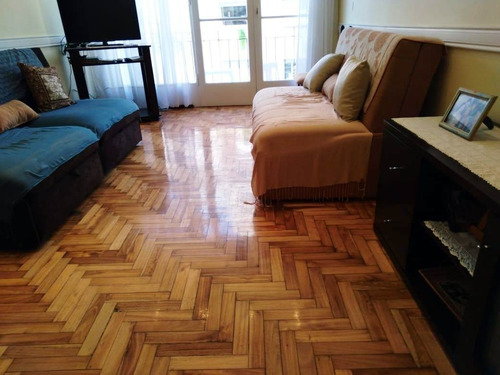 Imagen 4 de 20 de Venta 2 Ambientes A La Calle C/balcón Saliente Zona Centro