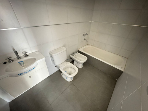 Venta Depto 3amb De 76m2, Oportunidad!
