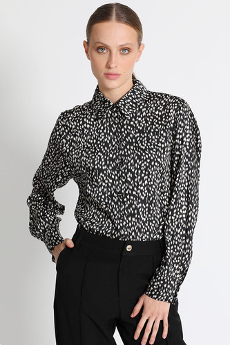 Blusa Camisera Estampado Animal Negro Liola