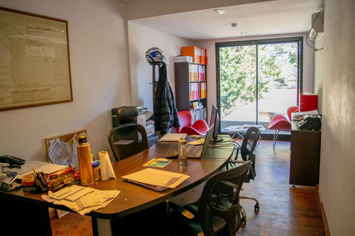 Oficina De 6 Ambientes En Venta En Martinez