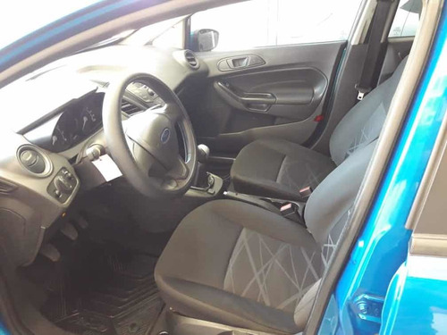 Ford Fiesta Kinetic Design 1.6 Se 120cv 2014 C Gnc 5ta