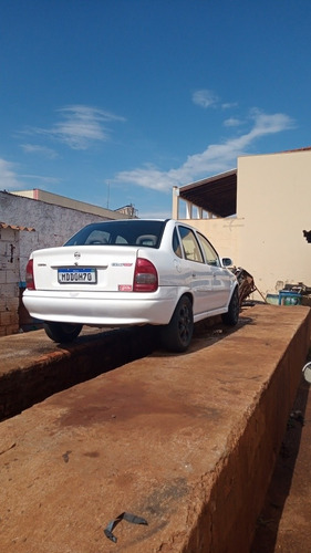 Chevrolet Corsa 1999 1.6 Gls 99.5 5p
