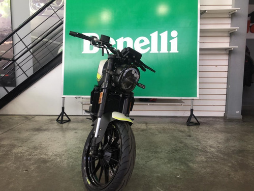 Imagen 3 de 25 de Benelli Leoncino 250 / Ahora 12/18 / Mejor Contado/ Toma U$s