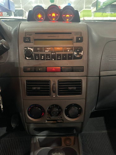 Fiat Strada 1.8 MPI ADVENTURE CD 16V FLEX 2P MANUAL