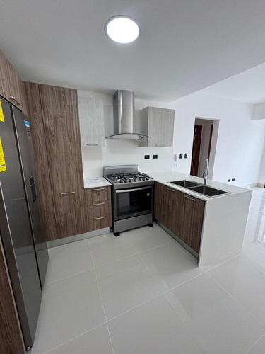 Apartamento A Estrenar Con Linea Blanca En Serralles