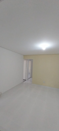 Casa Recém Reformada Com 3 Dormitórios Em Marília!