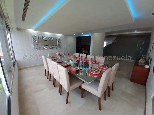 Ana Torres. Apartamento En Venta 24-283 En Lomas Del Mirador