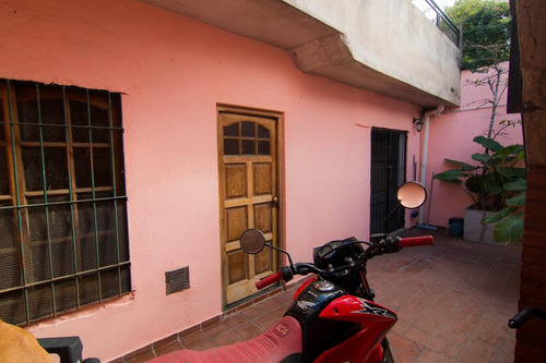 Ph En Venta - 3 Dormitorios 1 Baño - 69mts2 Cubiertos - Lomas Del Mirador
