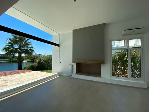 Imagen 7 de 26 de Venta Casa Al Lago En Los Alisos, Nordelta, Tigre, G.b.a. Zona Norte