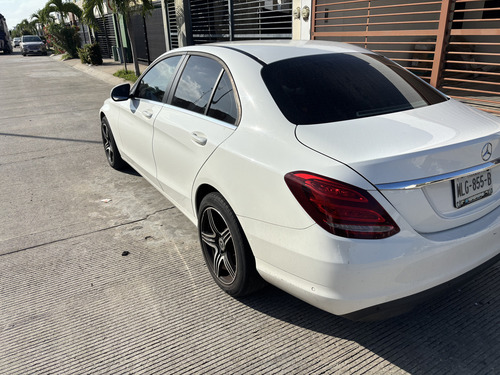 Mercedes-Benz Clase CLA 1.6 200 Cgi Sport At