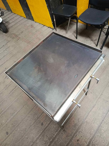 Plancha Industrial De Pedestal Reforzada De 60x50 A Gas