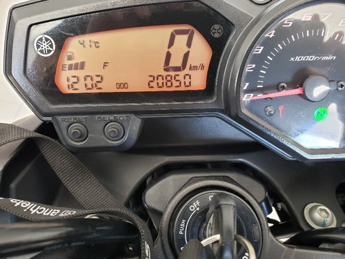 Xj6 N