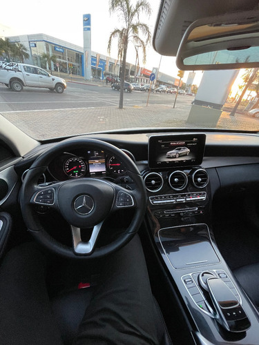 Imagen 6 de 14 de Mercedez Benz C250