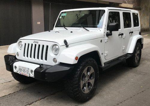 Imagen 7 de 14 de Jeep Wrangler Unlimited Sahara 4x4