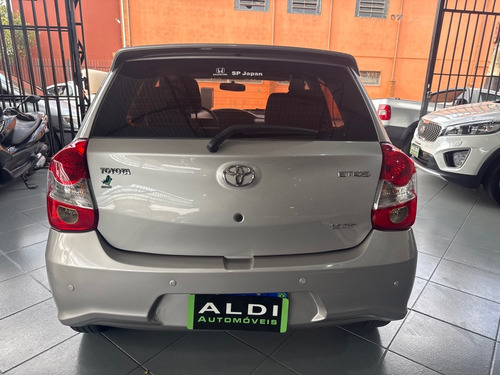 Toyota Etios Etios XS 1.5 (Flex)