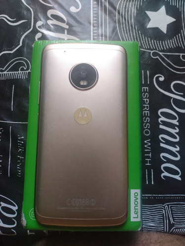 2 Celulares - 1 Moto G5 Plus E 1 Moto G7 Play Desbloqueados