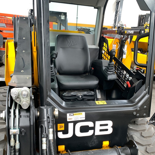 Imagen 4 de 25 de Minicargadora Jcb Modelo 175