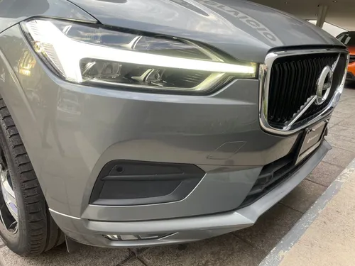 Volvo XC60 2.0 T5 Momentum At